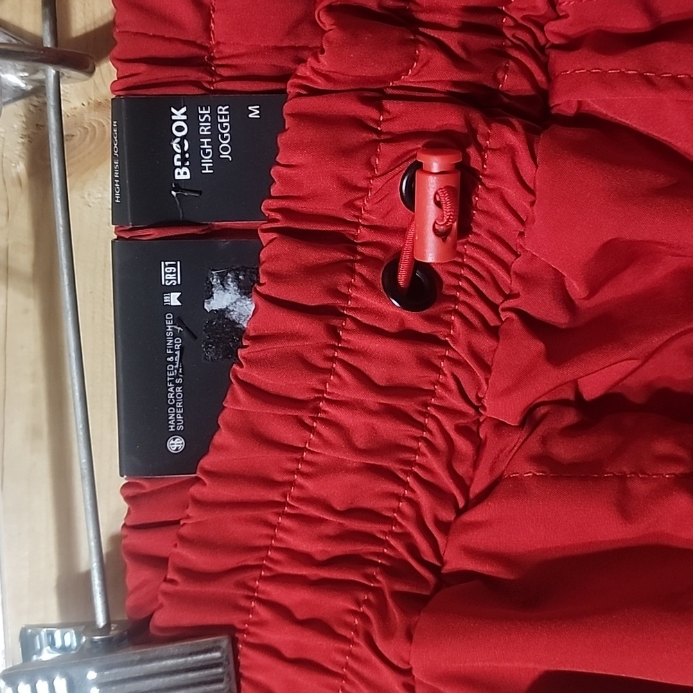 Smoke Rise Red Brook High Rise Jogger Multi Bungee Size Medium NWT - Picture 7 of 8